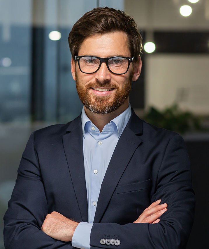 م. كريم عبدالعزيز